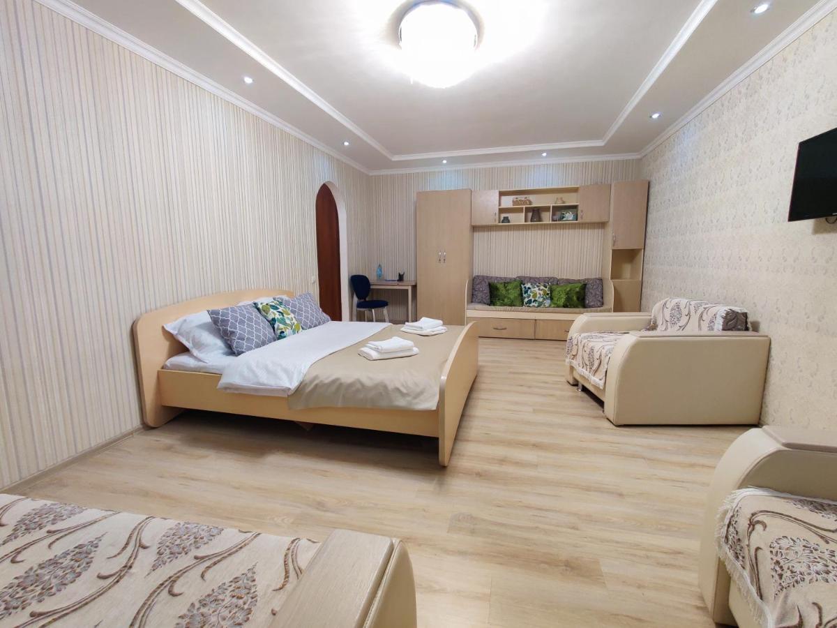 Emmaapart Comfort 55 Астана Екстериор снимка